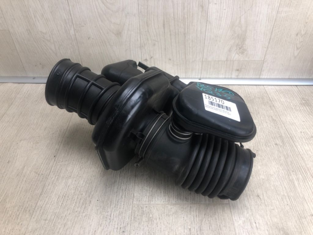 16576-CA000 | Резонатор воздушного фильтра NISSAN MURANO Z50 02-07