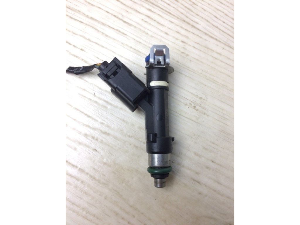 9E5Z-9F593-A | Форсунка топливная FORD FUSION 14- - Фото 2