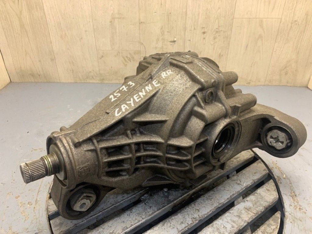 95835001001 | Редуктор задний PORSCHE CAYENNE 10-18