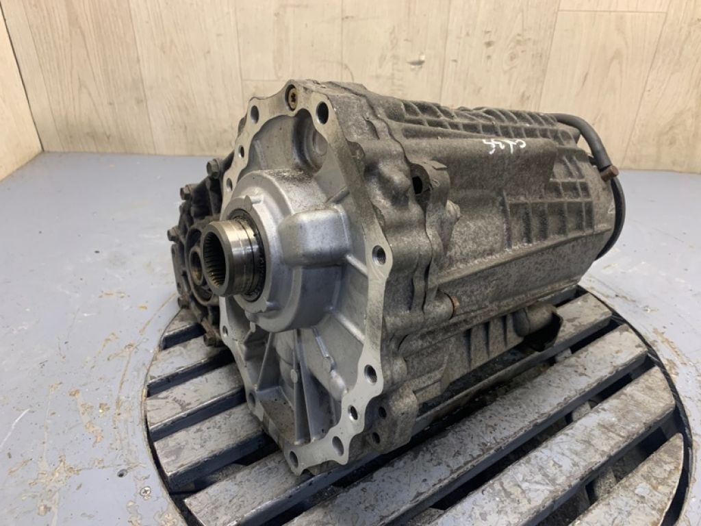 33100-CG000 | Раздаточная коробка INFINITI FX S50 03-08