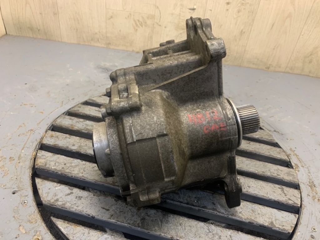 3200A067 | Роздавальна коробка MITSUBISHI OUTLANDER XL 05-13 - Фото 3