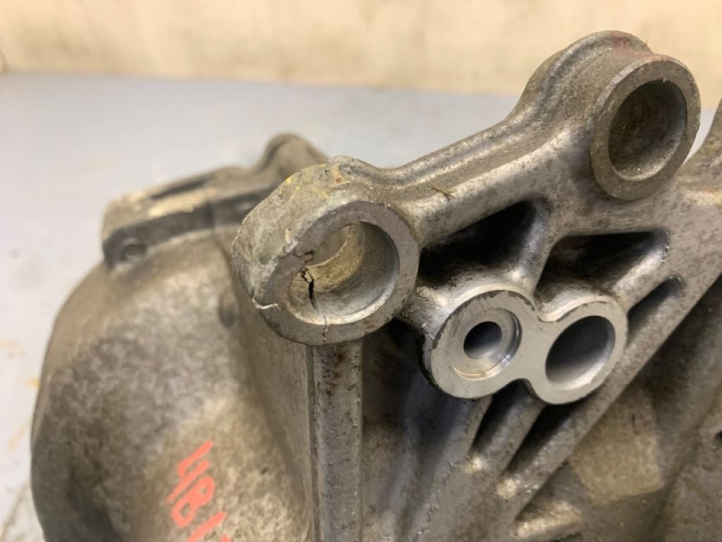 3200A067 | Роздавальна коробка MITSUBISHI OUTLANDER XL 05-13 - Фото 5