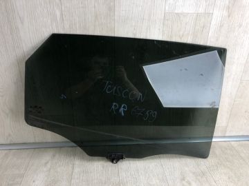 Скло дверей задн. прав. HYUNDAI TUCSON LM 09-15
