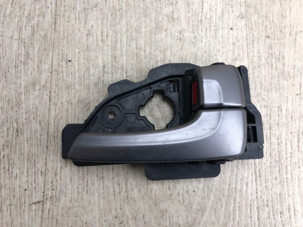 82620-2S020RJ5 | Ручка дверей внутрішня прав. HYUNDAI TUCSON LM 09-15