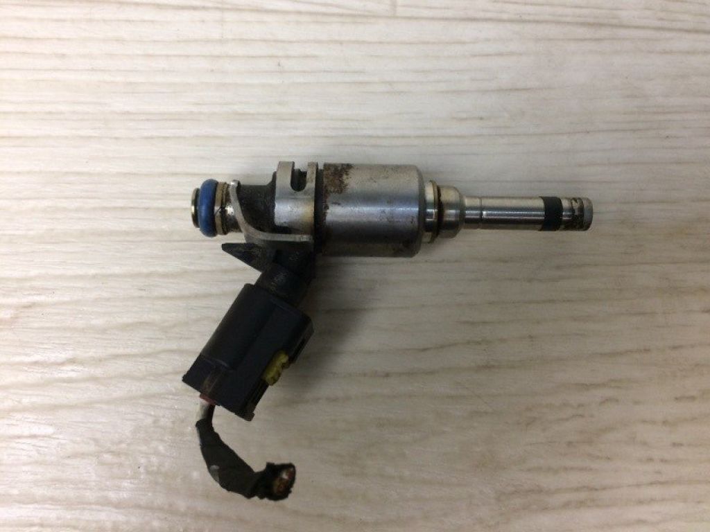 35310-2GGA1 | Форсунка топливная HYUNDAI SONATA LF 2014-