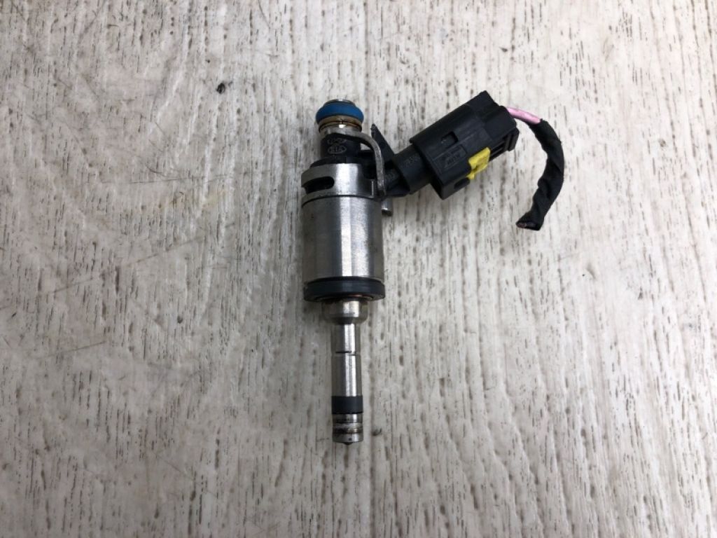 35310-2E500 | Форсунка паливна HYUNDAI TUCSON LM 09-15