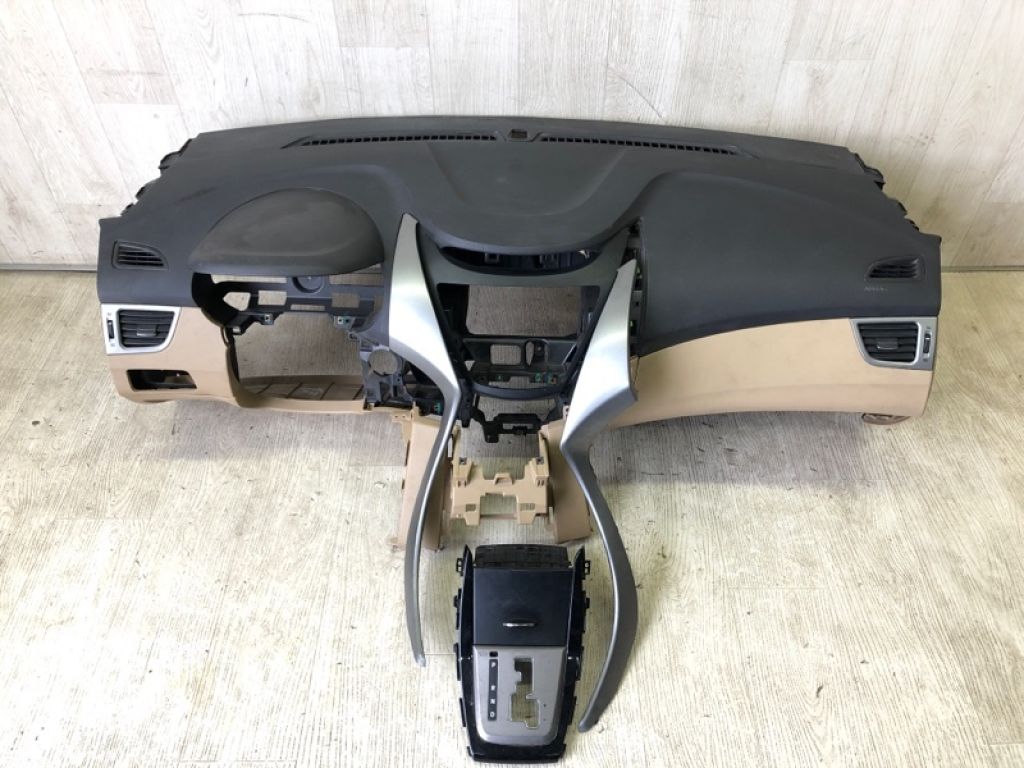 84710-3Y000HZ | Торпедо HYUNDAI ELANTRA MD 10-15