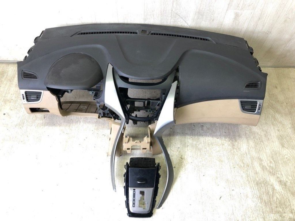 84710-3Y000HZ | Торпедо HYUNDAI ELANTRA MD 10-15 - Фото 2