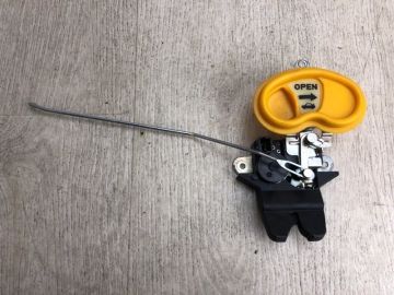 Замок кришки багажника HYUNDAI ELANTRA HD 06-11