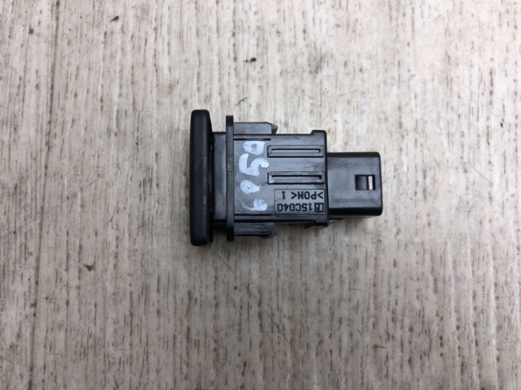 84725-42011 | Кнопка TOYOTA RAV4 13-19 - Фото 2