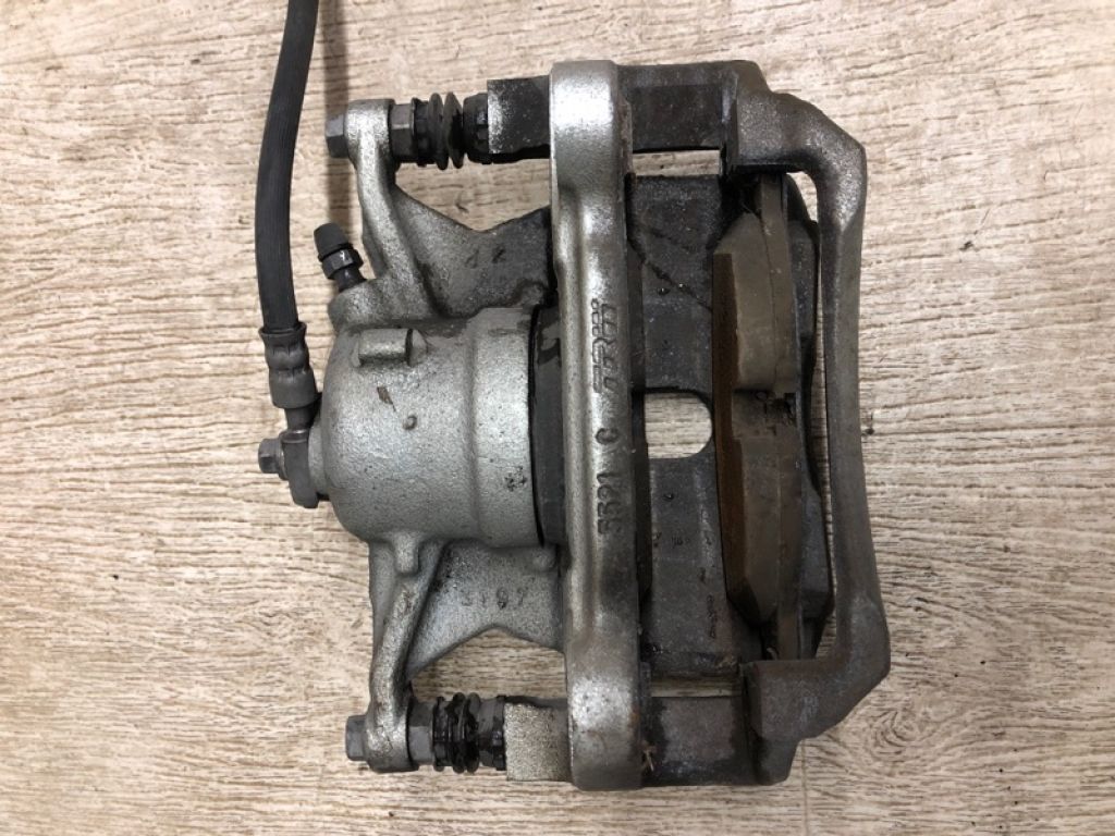 5QM 615 124 | Супорт гальмівний передн. прав. VOLKSWAGEN JETTA USA 18- - Фото 2