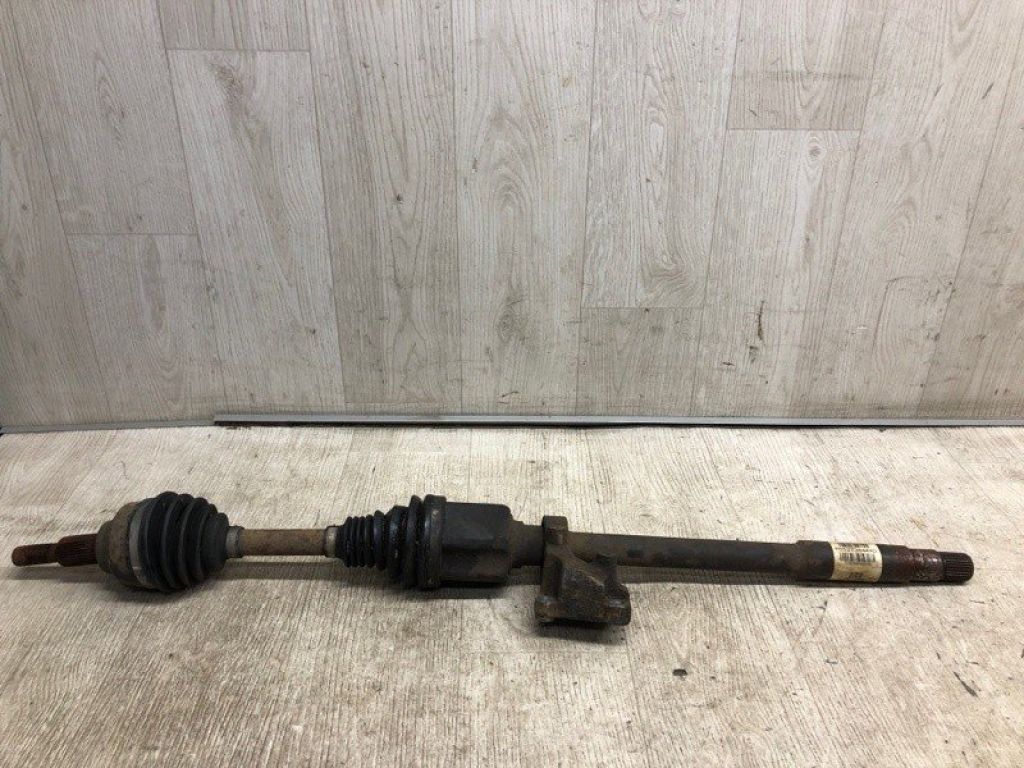5273546AD | Привод передний прав. DODGE JOURNEY 08-20
