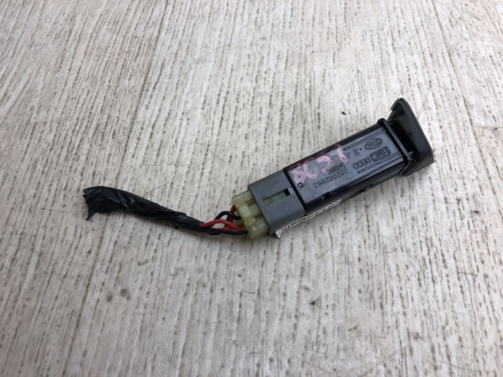 93792-4R000 | Кнопка HYUNDAI SONATA YF 10-14 - Фото 4