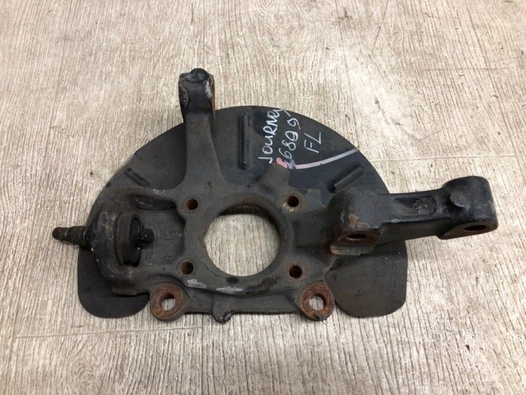 5171101AB | Кулак поворотный передн. лев. DODGE JOURNEY 08-20