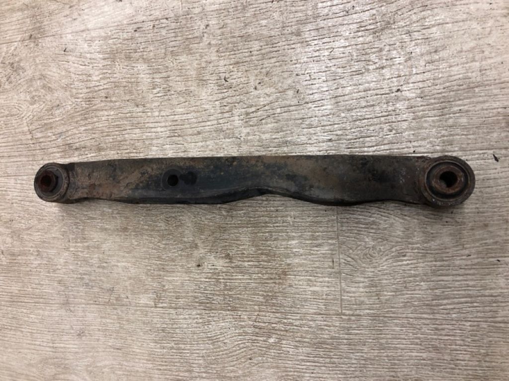 55110-1KD0A | Важіль задньої підвіски нижній поперечний NISSAN JUKE 10-19 - Фото 4