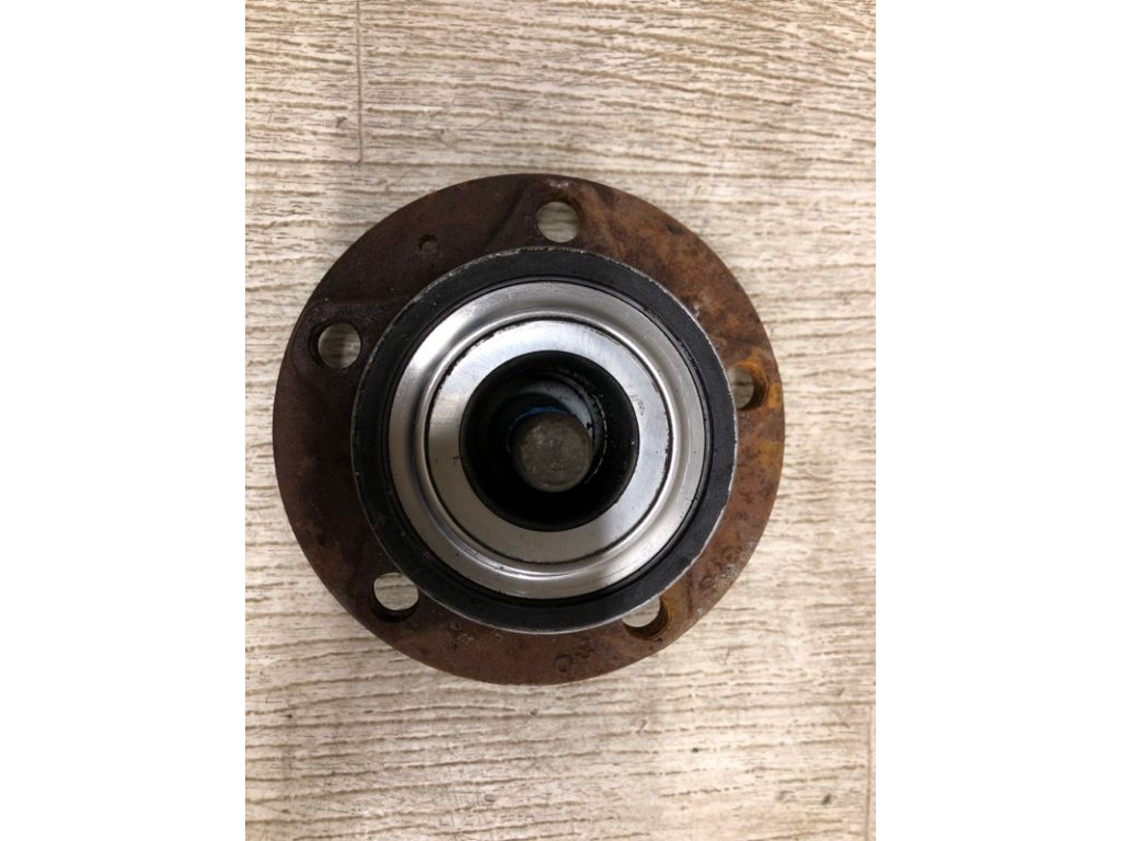 3G0 598 611 A | Ступица задн. VOLKSWAGEN JETTA USA 10-17