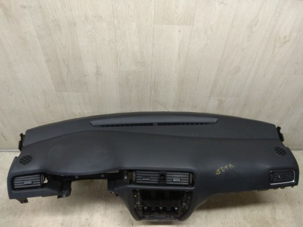 5C7 857 001 B 82V | торпедо VOLKSWAGEN JETTA USA 10-17 - Фото 2