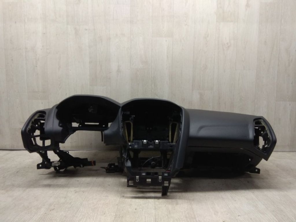 DV6Z-5804320-GA | торпедо FORD FOCUS 10-18 - Фото 2