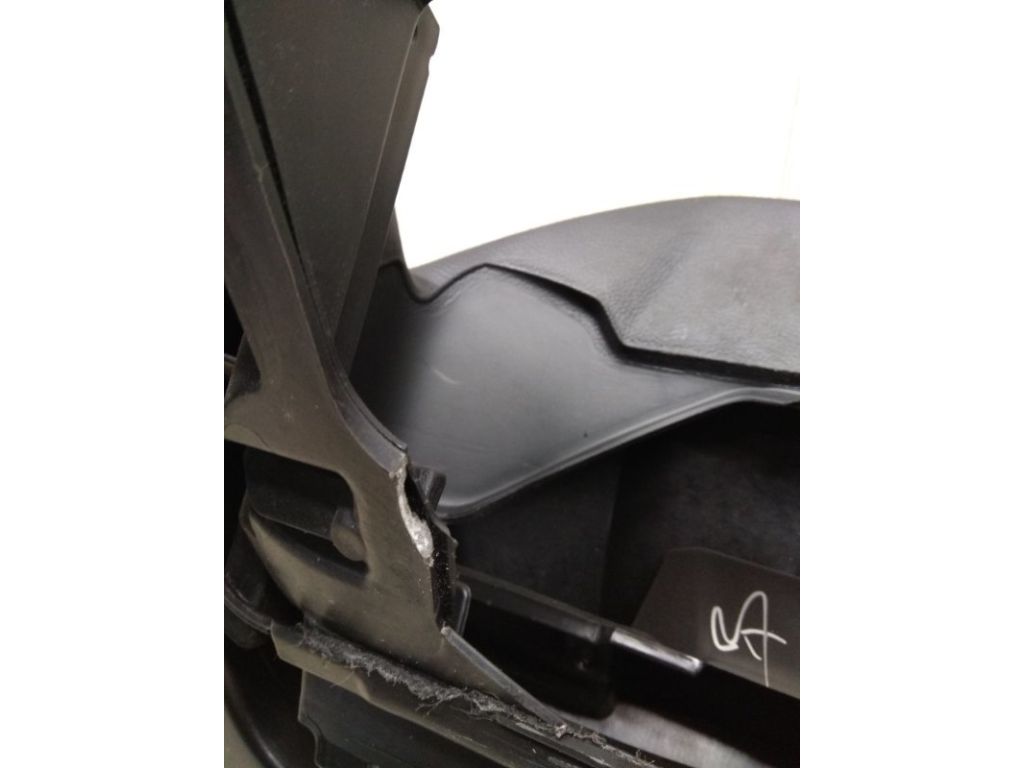 DV6Z-5804320-GA | торпедо FORD FOCUS 10-18 - Фото 17