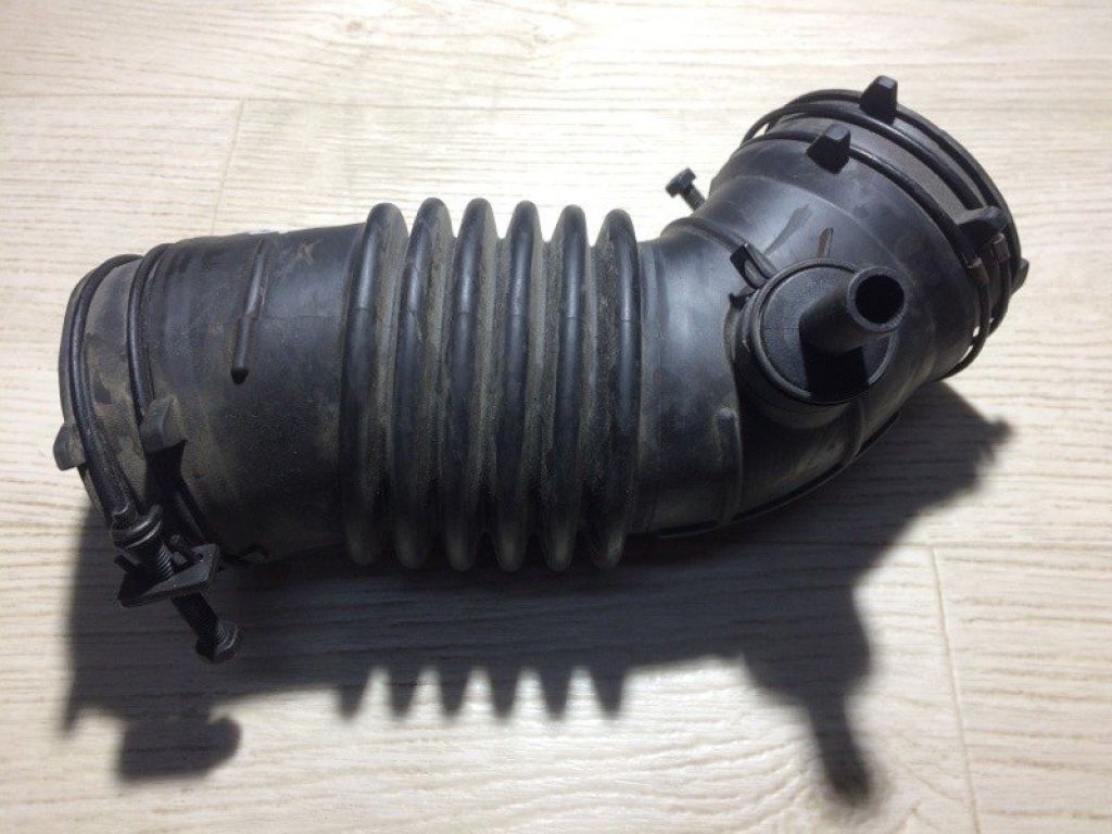 28138-3X300 | Патрубок воздушного фильтра HYUNDAI ELANTRA MD 10-15