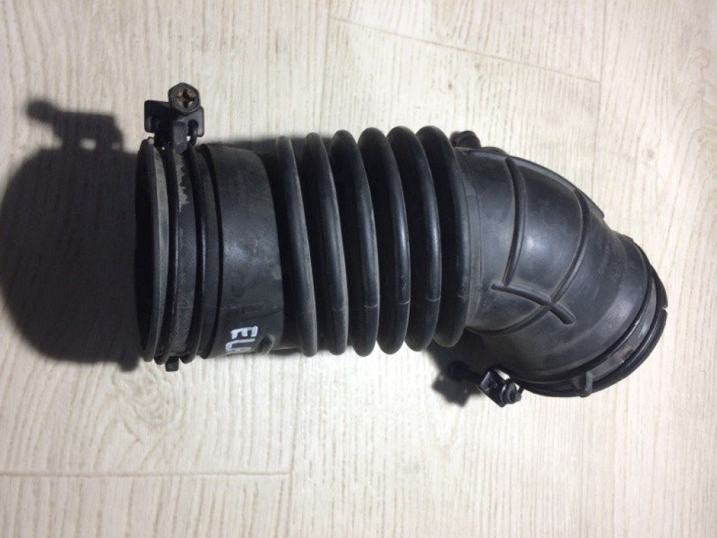 28138-3X300 | Патрубок воздушного фильтра HYUNDAI ELANTRA MD 10-15 - Фото 2