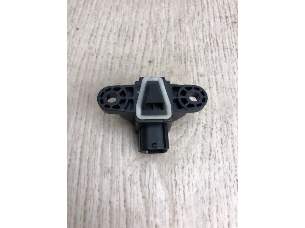 95920-F2100 | Датчик удара HYUNDAI ELANTRA AD 16- - Фото 3