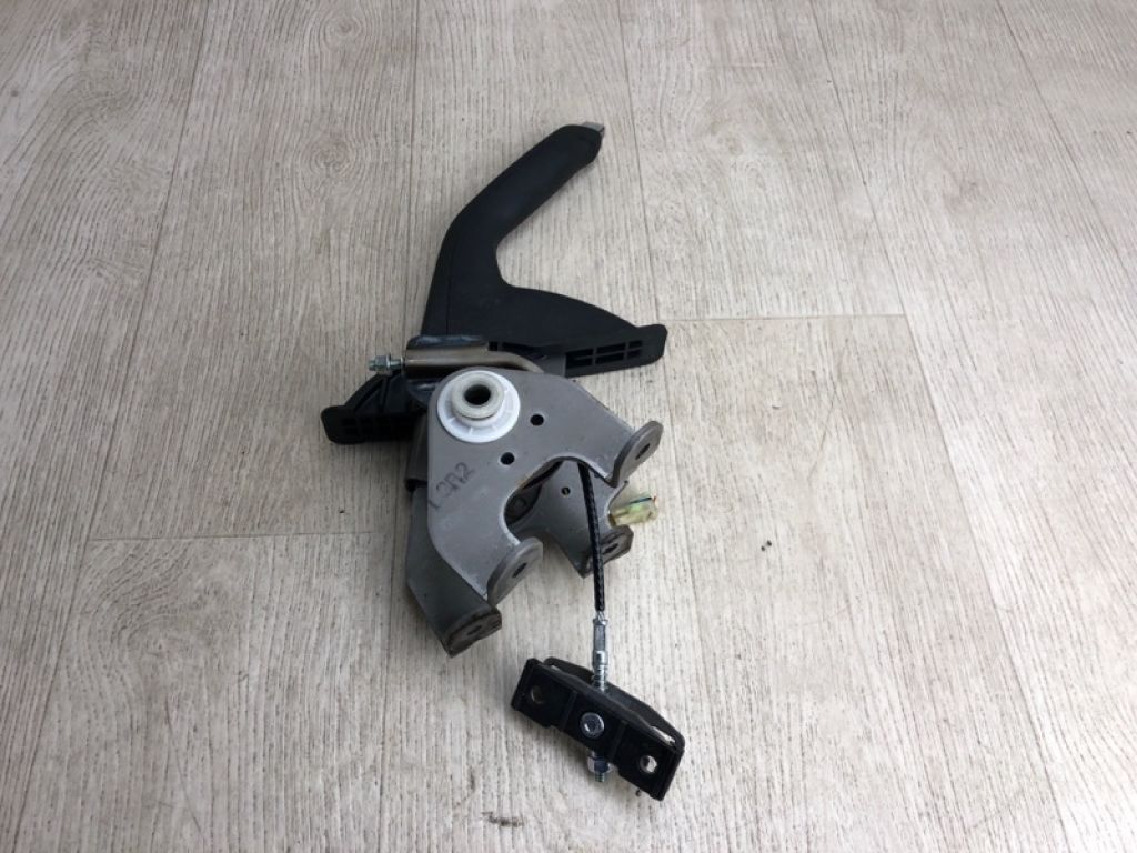 59710-F2100TRY | Рычаг стояночного тормоза HYUNDAI ELANTRA AD 16-