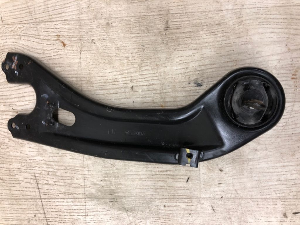 55270-3Q000 | Важіль задньої підвіски поздовжній лів. HYUNDAI SONATA YF 10-14 - Фото 3