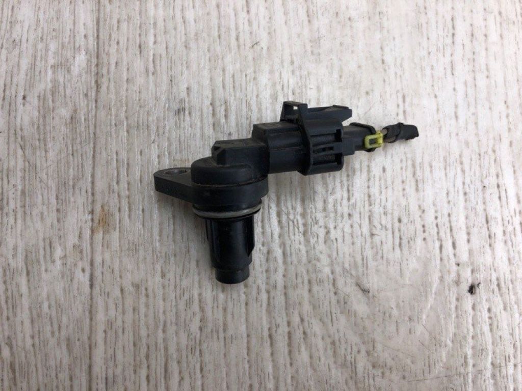 39350-2B030 | Датчик положения распредвала HYUNDAI ACCENT RB 10-