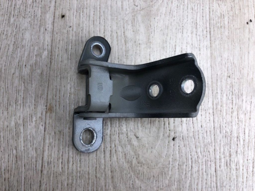 79320-0X000 | Петля двері верхня передн. прав. HYUNDAI ACCENT RB 10-