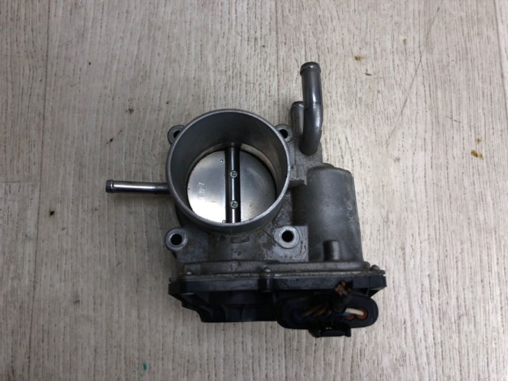 35100-2B300 | Дроссельная заслонка HYUNDAI ACCENT RB 10-