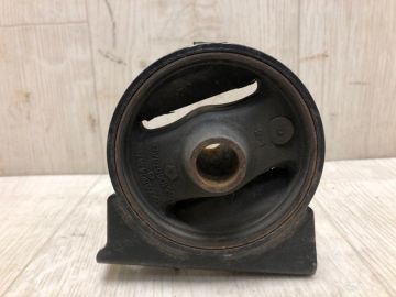 Подушка двигуна передн. JEEP PATRIOT 10-17