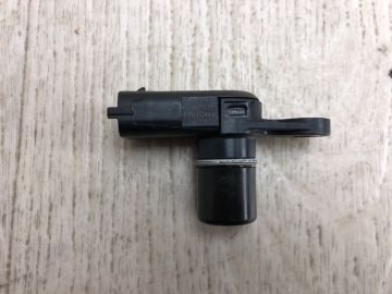 Датчик положення распредвала CADILLAC XTS 13-17 Датчик положення распредвала CADILLAC XTS 13-17