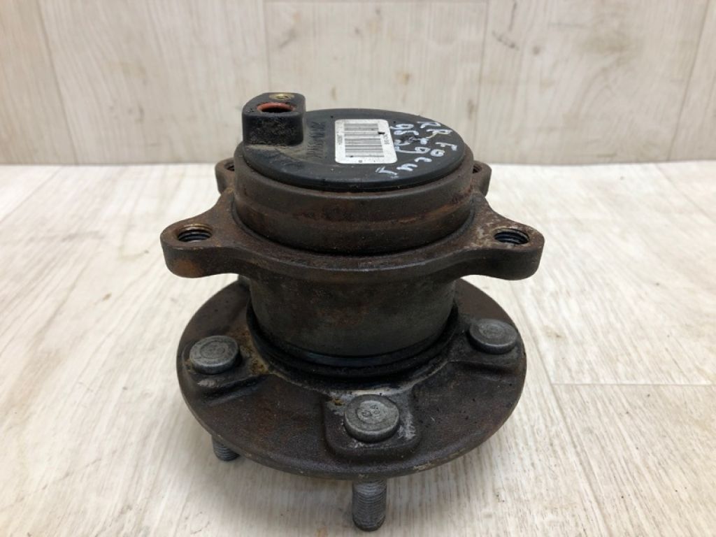 CV6Z-1109-A | Ступица задн. FORD FOCUS 10-18