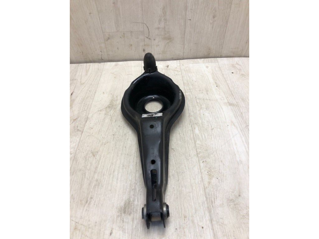 CV6Z-5500-B | Важіль задньої підвіски нижній поперечний FORD FOCUS 10-18 - Фото 3