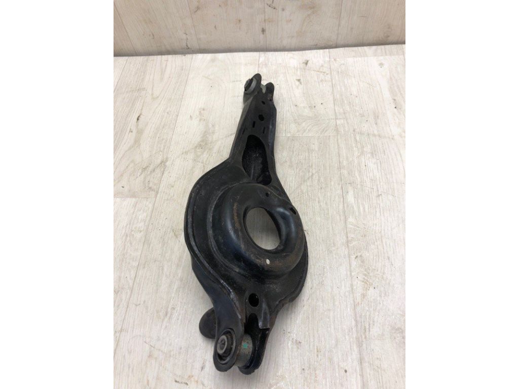 CV6Z-5500-B | Важіль задньої підвіски нижній поперечний FORD FOCUS 10-18 - Фото 5