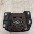 AV6Z-6068-A | Подушка АКПП FORD FOCUS 10-18 - Прев'ю 6
