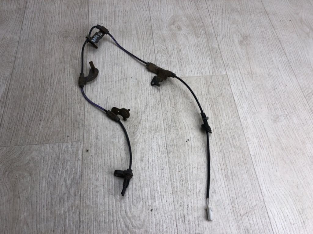 89546-0R050 | Датчик ABS задн. лев. TOYOTA RAV4 13-19