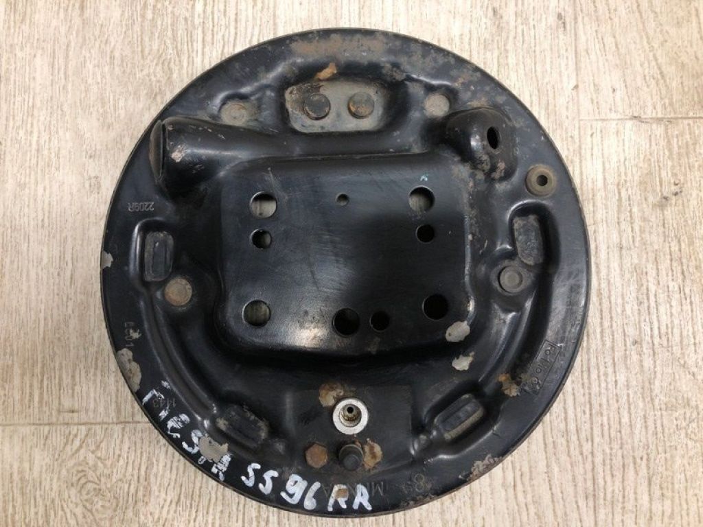 8V5Z-2211-B | Гальмівний механізм задн. прав. FORD FIESTA 08-17