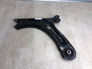 Важіль передньої підвіски нижній лів. VOLKSWAGEN JETTA USA 10-17