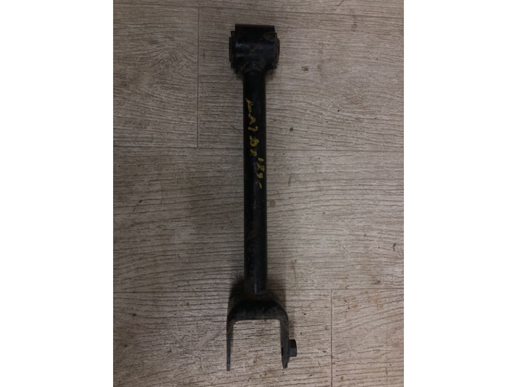 B45A-28-500 | Важіль задньої підвіски поперечний MAZDA 3 BM 13-19