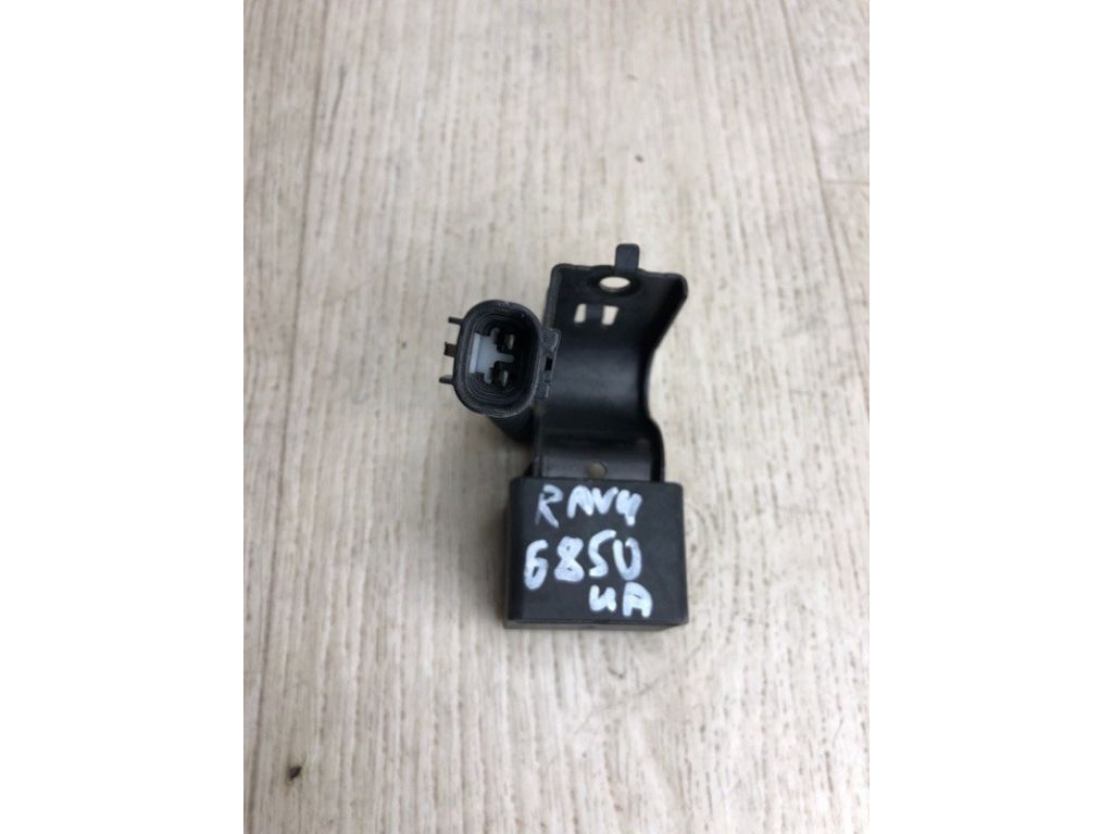 82930-42010 | реле TOYOTA RAV4 13-19 - Фото 3