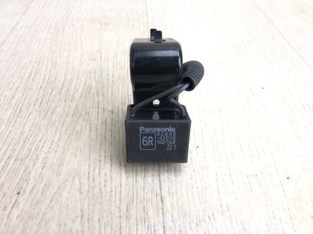 82930-42010 | реле TOYOTA RAV4 13-19