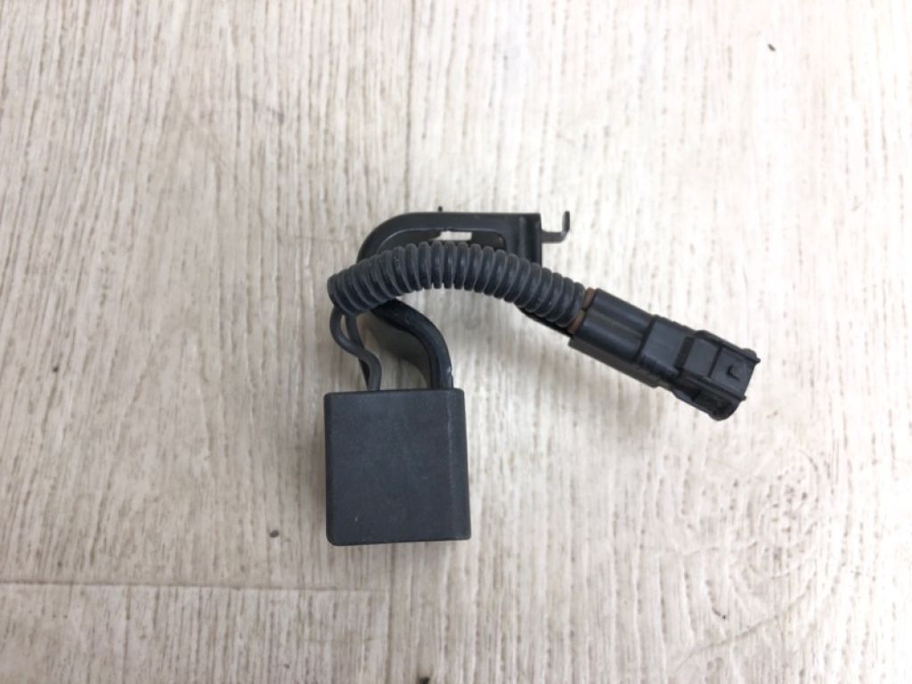 82930-42010 | реле TOYOTA RAV4 13-19 - Фото 2