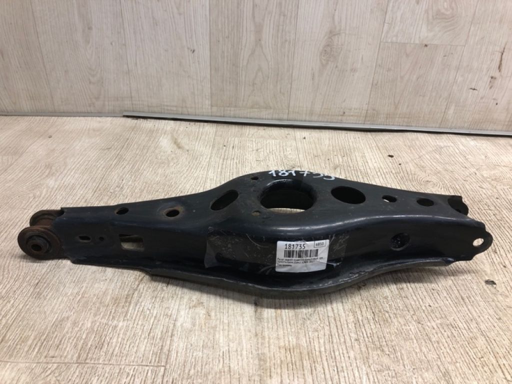 48730-42050 | Рычаг задней подвески поперечный нижний лев. TOYOTA RAV4 13-19