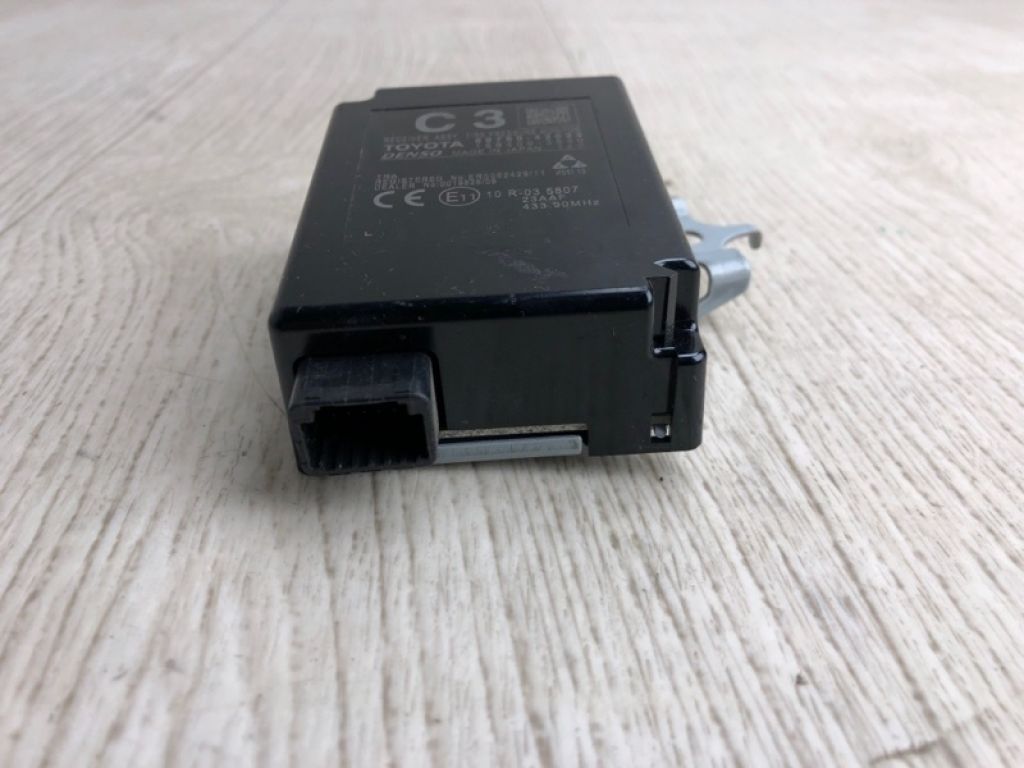 89760-42043 | Блок электронный TOYOTA RAV4 13-19 - Фото 2