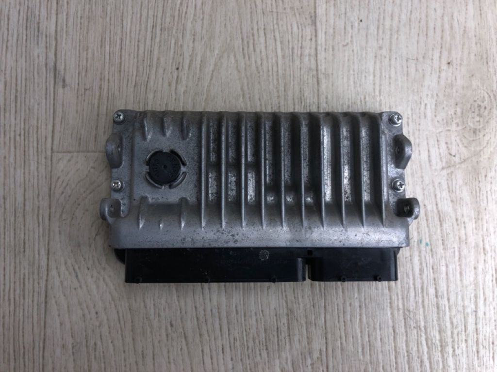 89661-42Y40 | Блок управления двигателем TOYOTA RAV4 13-19