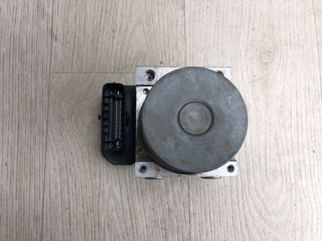 44050-42E20 | Блок ABS TOYOTA RAV4 13-19