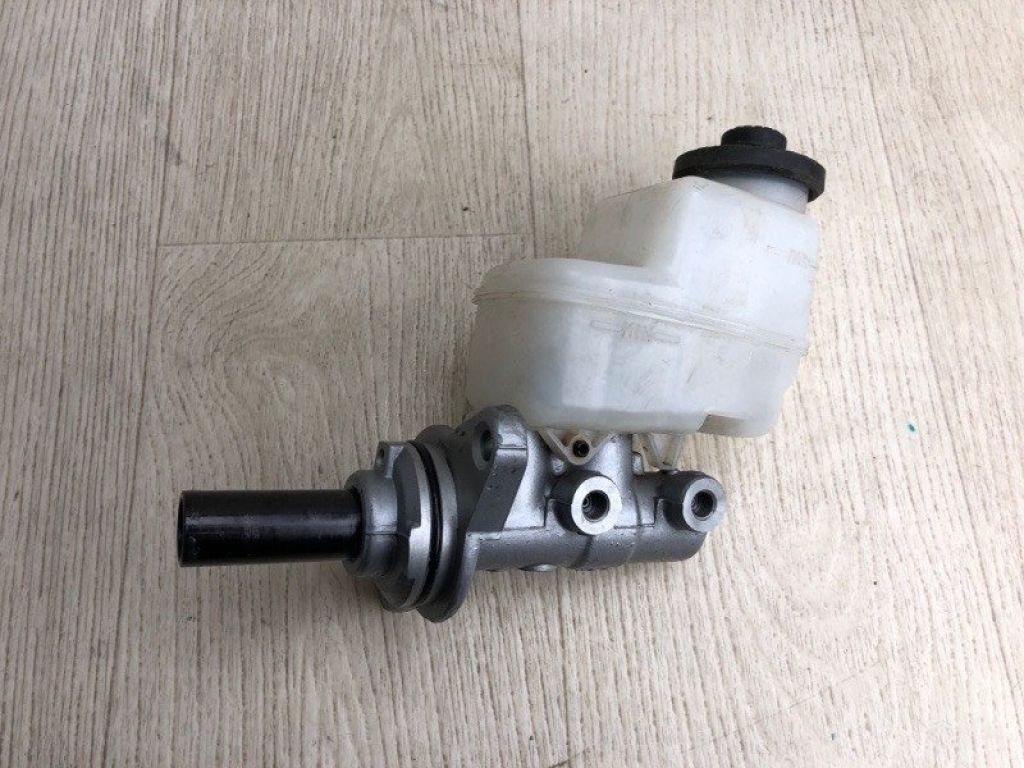 47201-42382 | Главный тормозной цилиндр TOYOTA RAV4 13-19