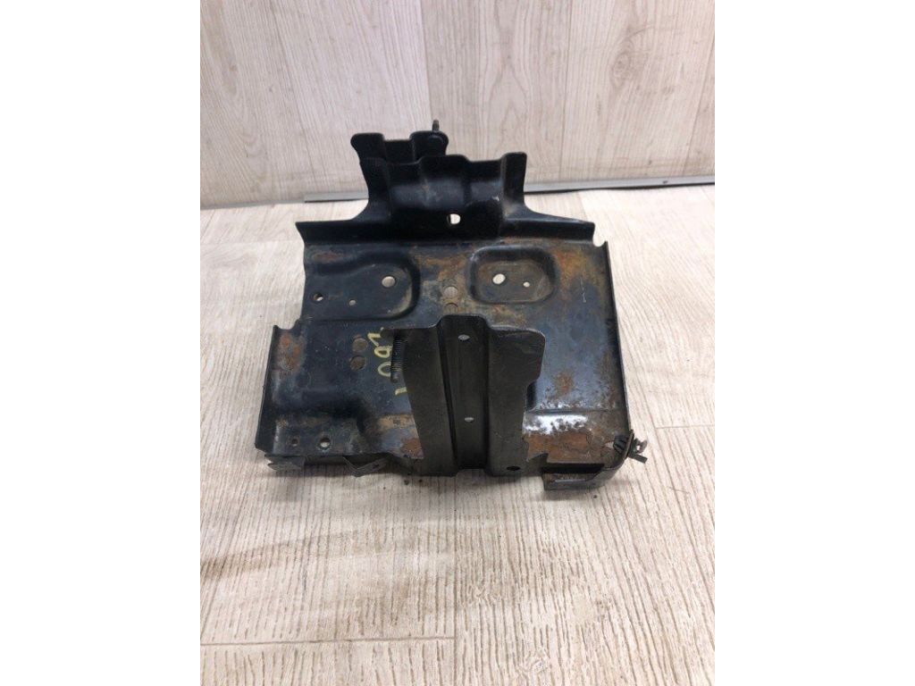 64860-JM00A | Полиця акумулятора NISSAN ROGUE 08-15 - Фото 4